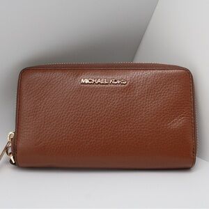 Michael Kors Phone case wallet